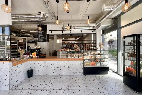 The Hoxton Special - Cafe and SUP photo 3